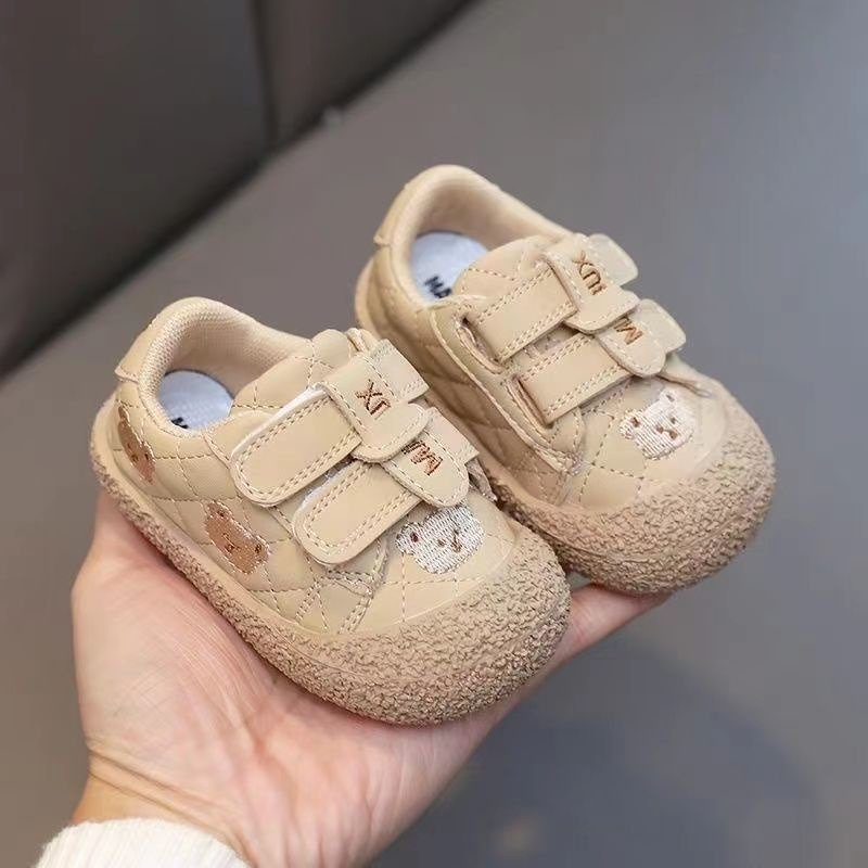 WhatsApp Image 2025-12-11 at 21.47.44_cf32aeb1 كوتشي أطفال - الصورة 1