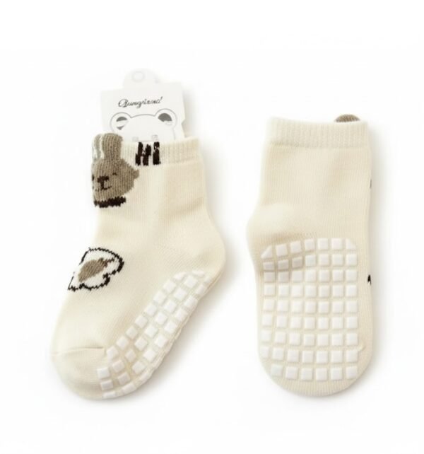 شراب شتوي مانع للانزلاق