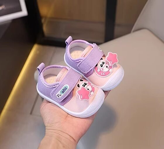 كوتشي أطفال نعل سيليكون بزماره