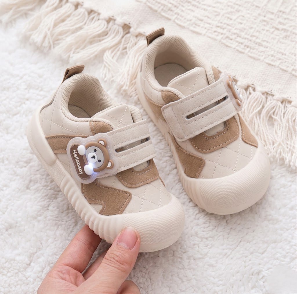 unnamed copy كوتشي أطفال بينور - الصورة 1